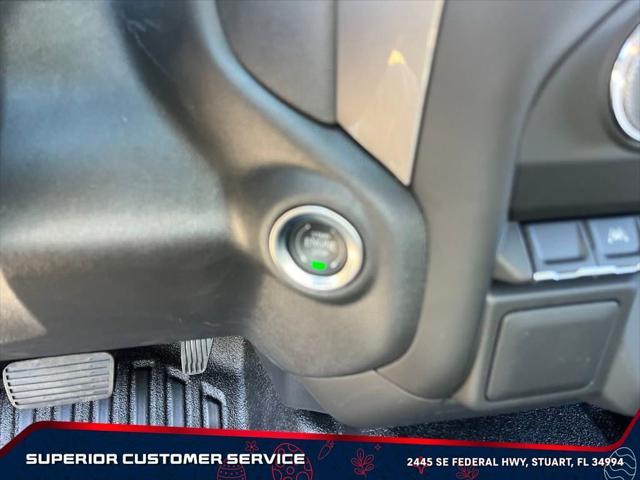new 2025 GMC Sierra 1500 car, priced at $31,999
