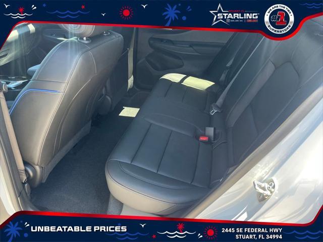 new 2025 Buick Envista car, priced at $27,496