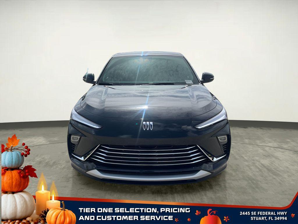 new 2025 Buick Envista car, priced at $24,625