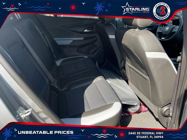 new 2025 Buick Envista car, priced at $26,555