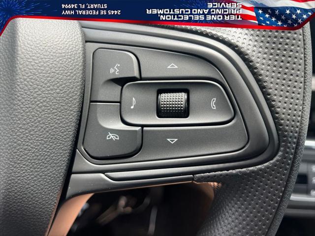 new 2025 Buick Envista car, priced at $26,485