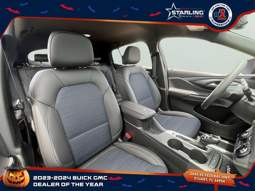 new 2025 Buick Envista car, priced at $23,880