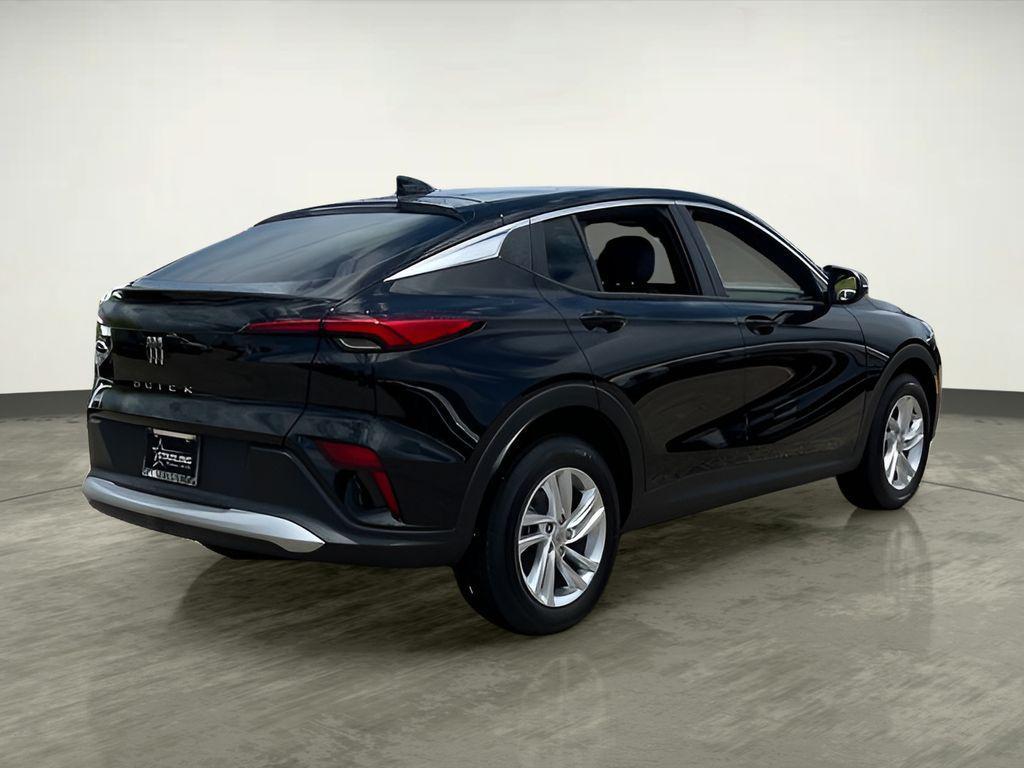 new 2025 Buick Envista car, priced at $23,880