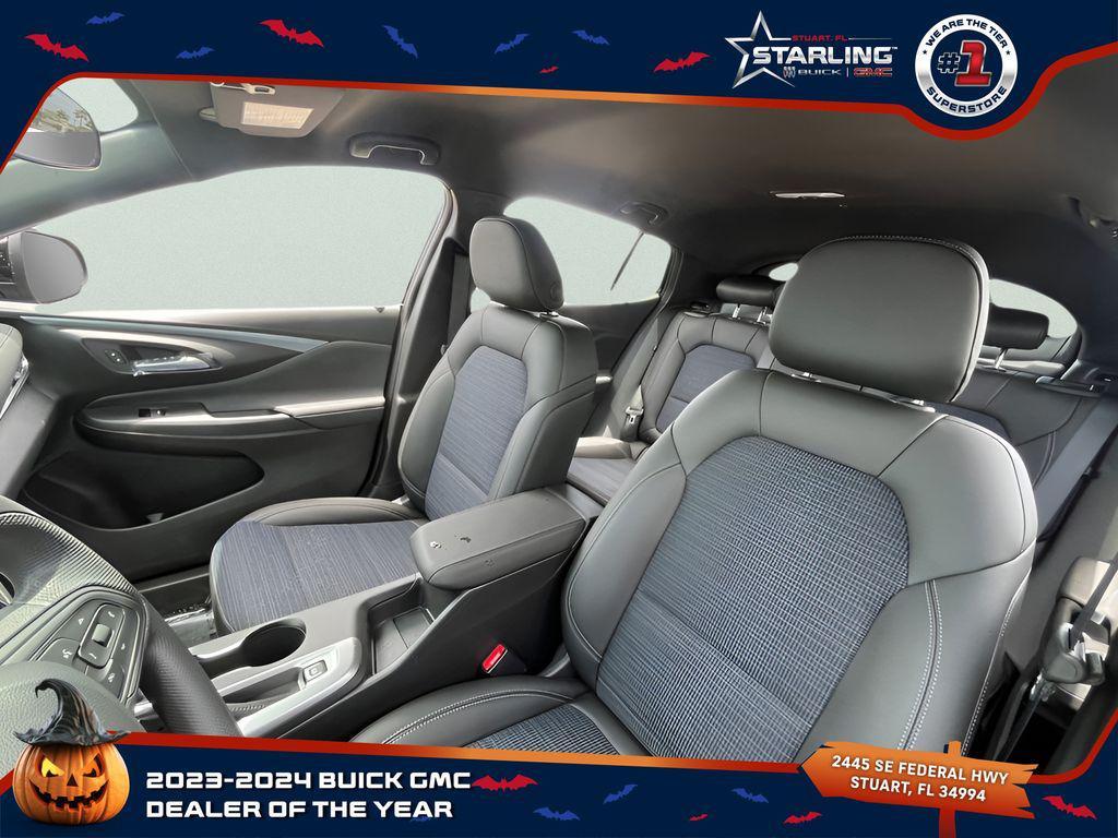 new 2025 Buick Envista car, priced at $23,880