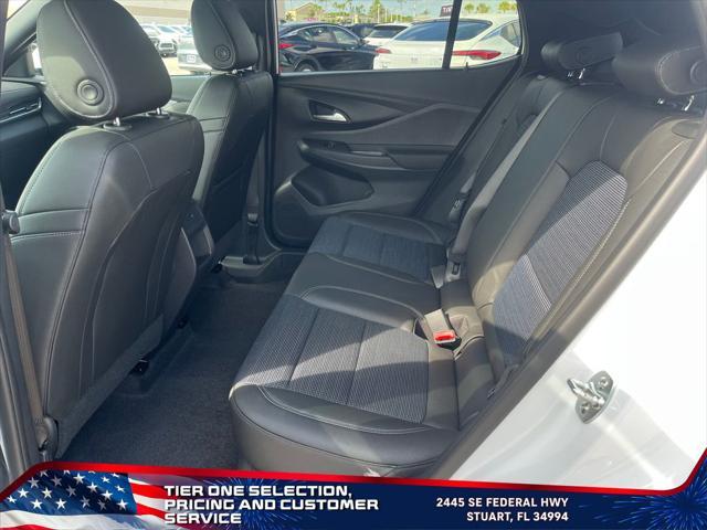 new 2025 Buick Envista car, priced at $25,866