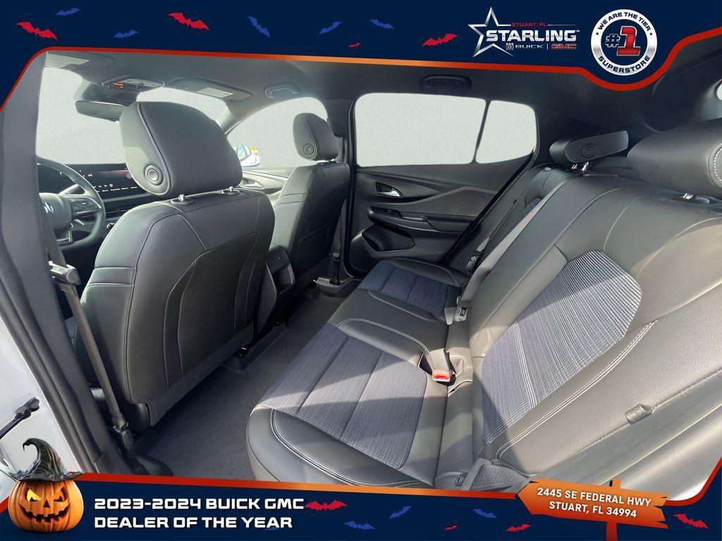 new 2025 Buick Envista car, priced at $21,330