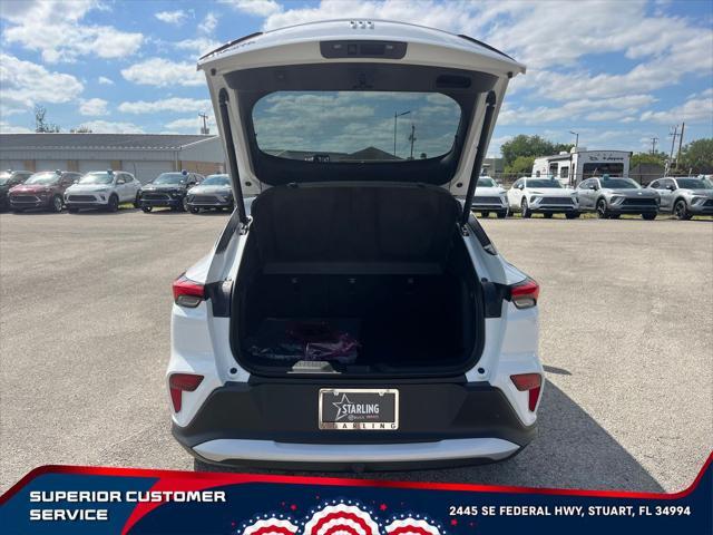 new 2025 Buick Envista car, priced at $25,866
