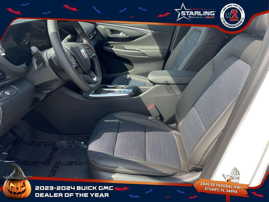 new 2025 Buick Envista car, priced at $21,330