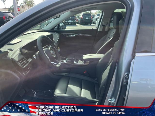 new 2025 Buick Envision car, priced at $38,922