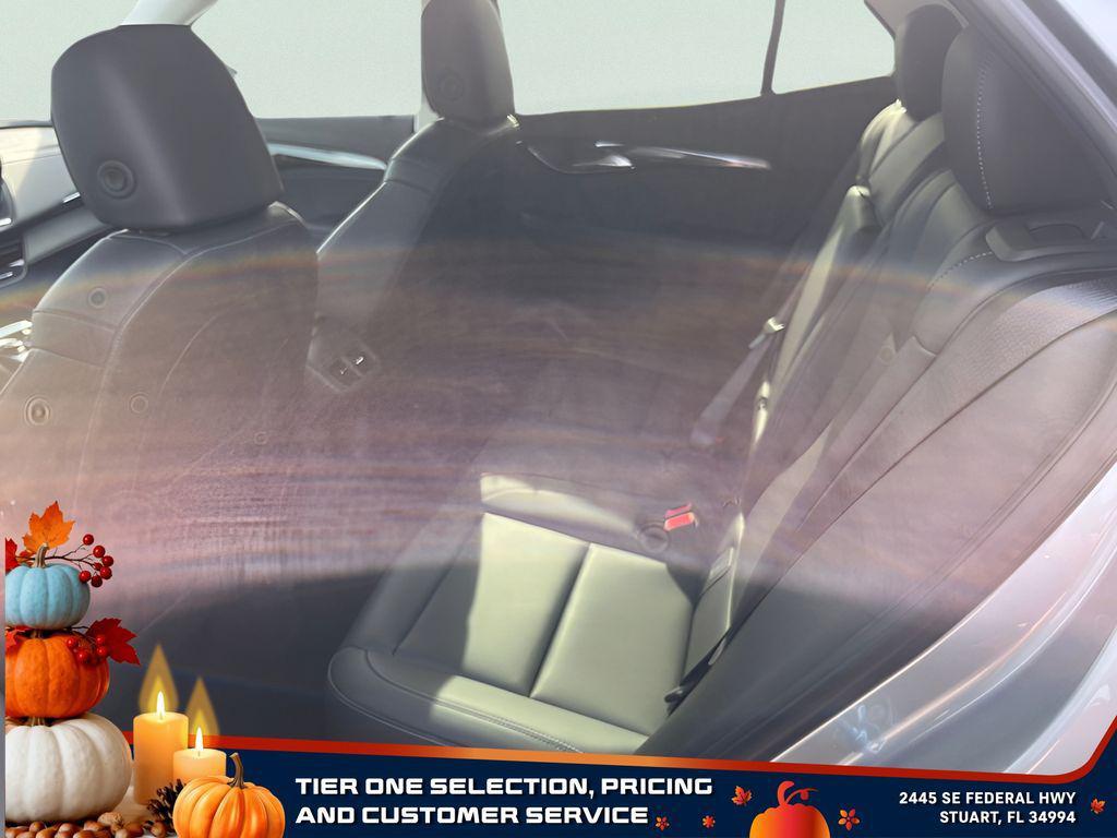 new 2025 Buick Envision car, priced at $35,310