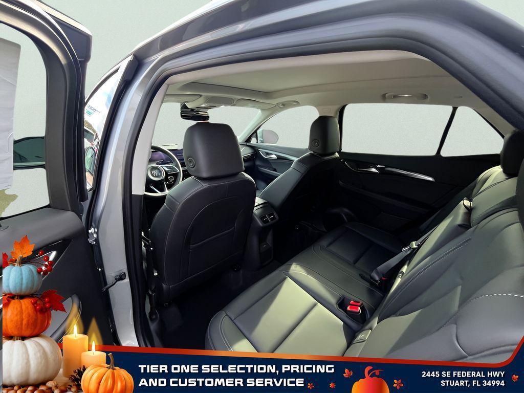 new 2025 Buick Envision car, priced at $35,310