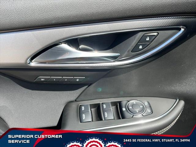 new 2024 Buick Envision car, priced at $37,999