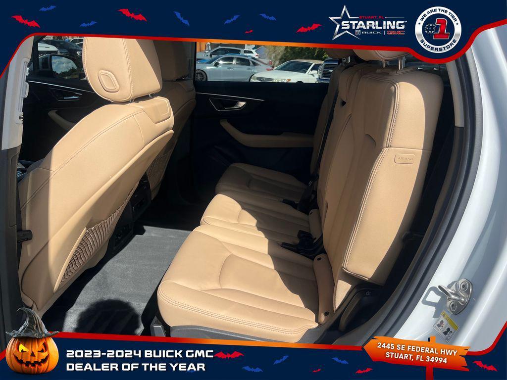 used 2025 Audi Q7 car, priced at $49,395