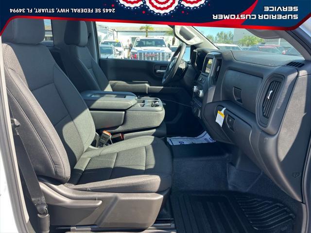 new 2025 GMC Sierra 1500 car, priced at $34,549