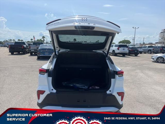 new 2025 Buick Envista car, priced at $27,130