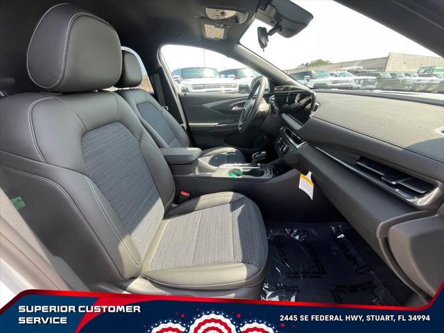 new 2025 Buick Envista car, priced at $27,130