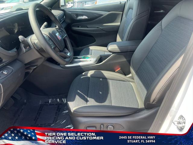 new 2025 Buick Envista car, priced at $26,466