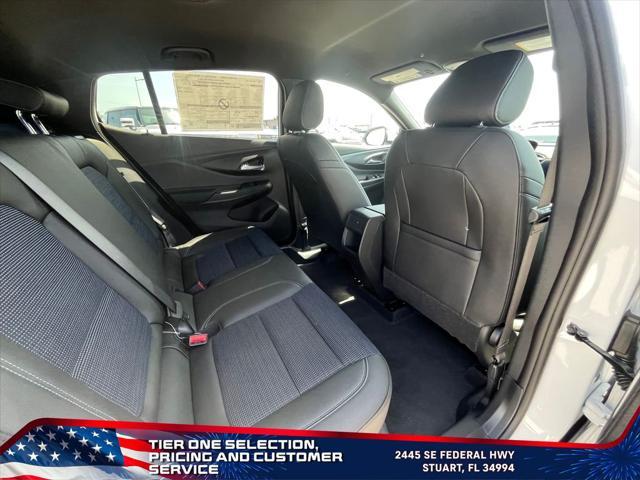 new 2025 Buick Envista car, priced at $26,466