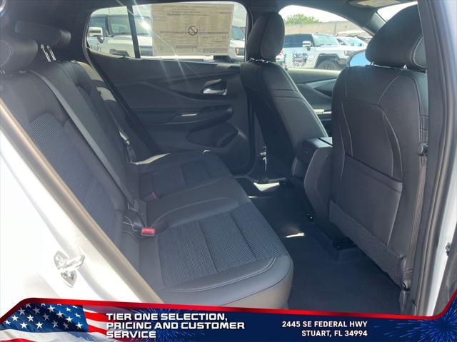 new 2025 Buick Envista car, priced at $26,466
