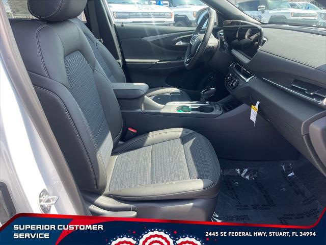 new 2025 Buick Envista car, priced at $27,130