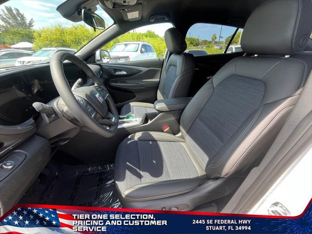 new 2025 Buick Envista car, priced at $26,466