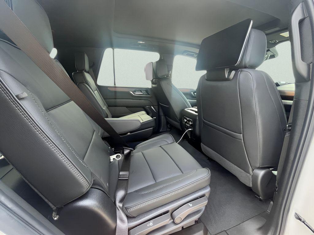 new 2025 GMC Yukon car, priced at $90,600