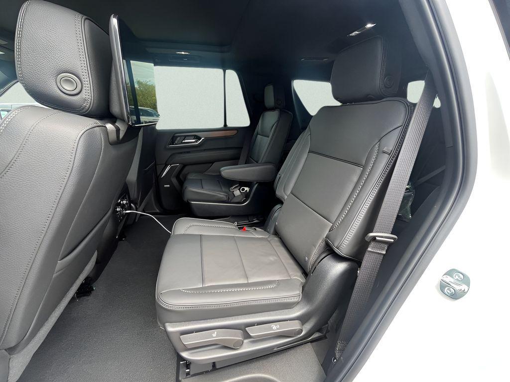 new 2025 GMC Yukon car, priced at $90,600
