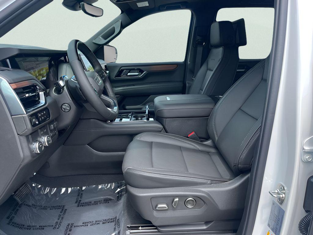 new 2025 GMC Yukon car, priced at $90,600