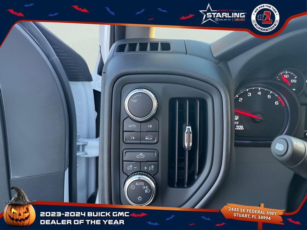 new 2025 GMC Sierra 1500 car, priced at $30,204