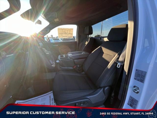 new 2025 GMC Sierra 1500 car, priced at $31,999