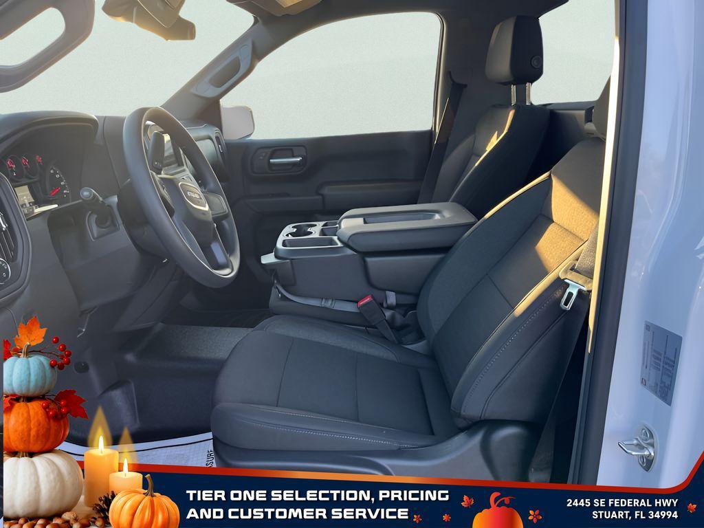 new 2025 GMC Sierra 1500 car, priced at $30,204