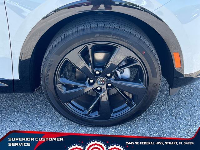 new 2025 Buick Envision car, priced at $39,387