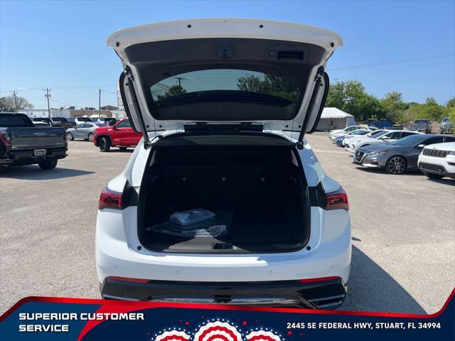 new 2025 Buick Envision car, priced at $39,387