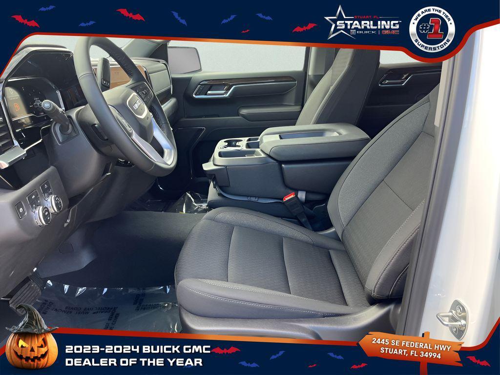 new 2025 GMC Sierra 1500 car, priced at $43,701