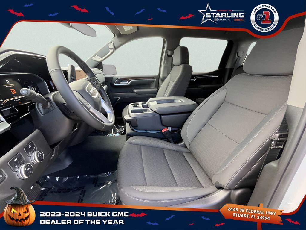 new 2025 GMC Sierra 1500 car, priced at $43,701