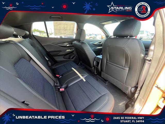 new 2025 Buick Envista car, priced at $26,924