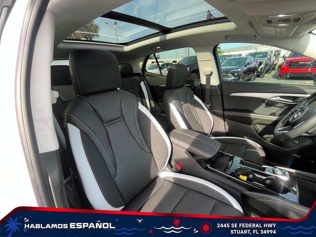 new 2025 Buick Envision car, priced at $38,410