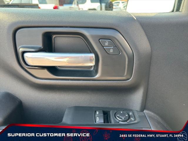 new 2025 GMC Sierra 1500 car, priced at $31,999