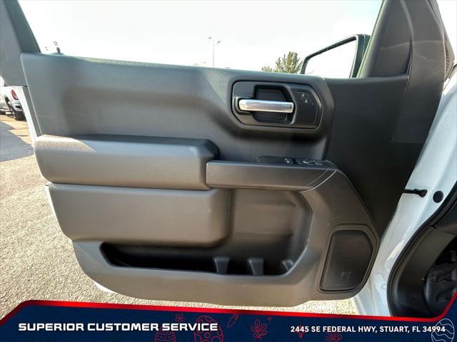 new 2025 GMC Sierra 1500 car, priced at $31,999
