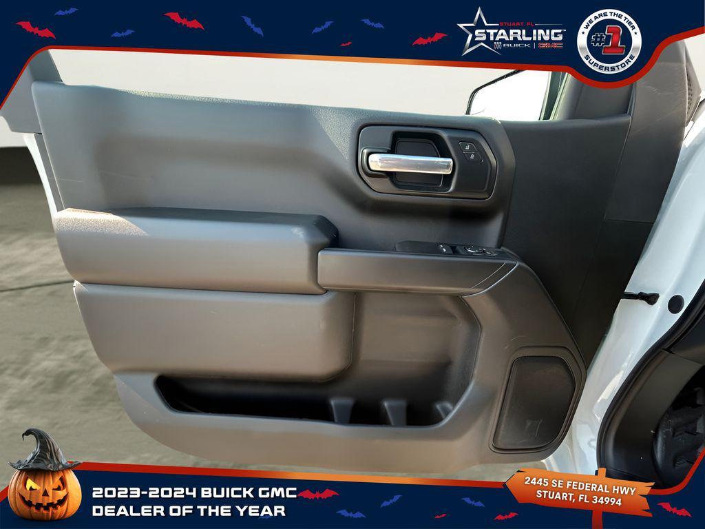 new 2025 GMC Sierra 1500 car, priced at $30,204