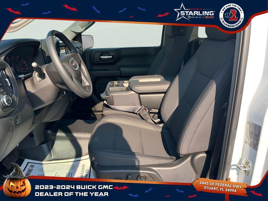 new 2025 GMC Sierra 1500 car, priced at $30,204