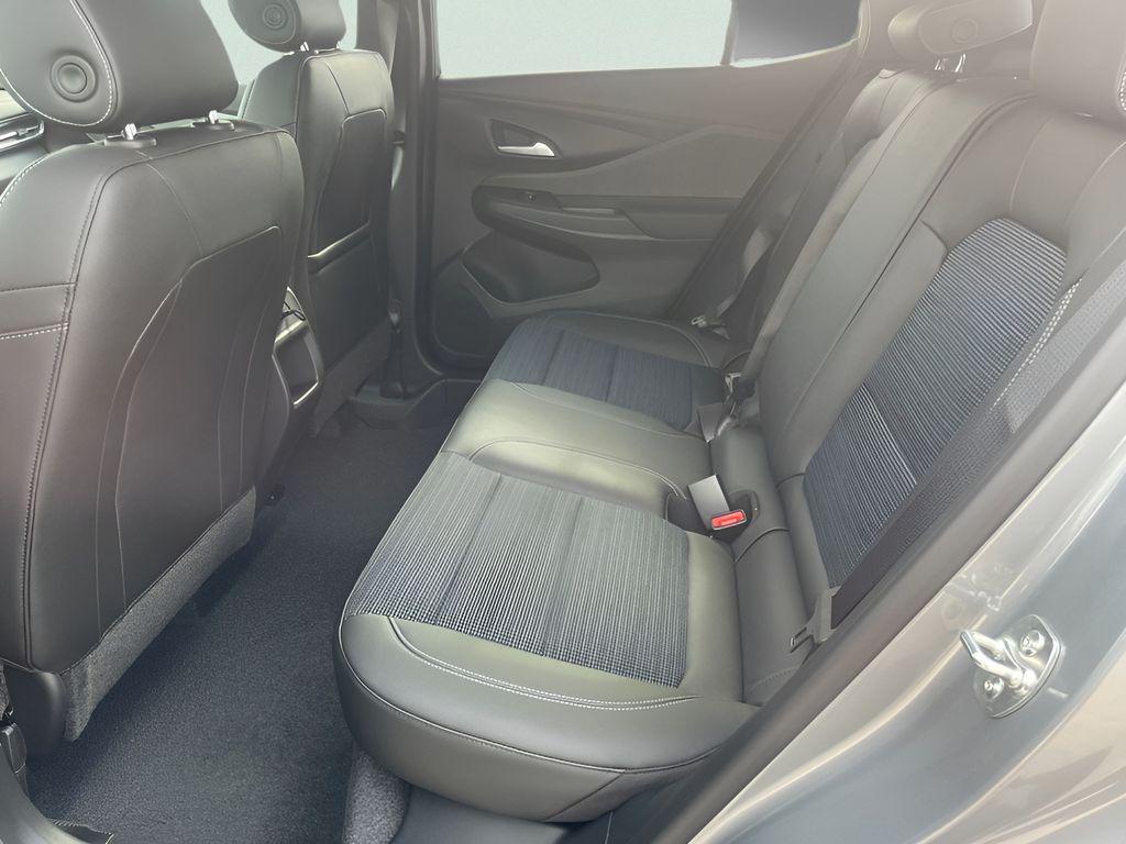 new 2025 Buick Envista car, priced at $23,725