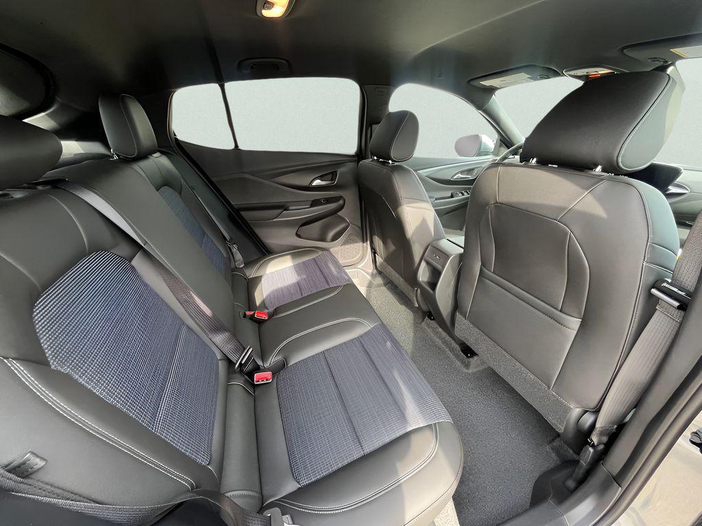 new 2025 Buick Envista car, priced at $23,725