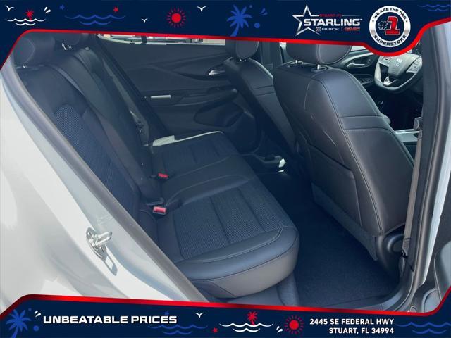 new 2025 Buick Envista car, priced at $26,466