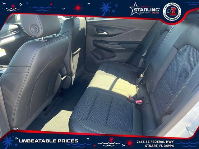 new 2025 Buick Envista car, priced at $26,135