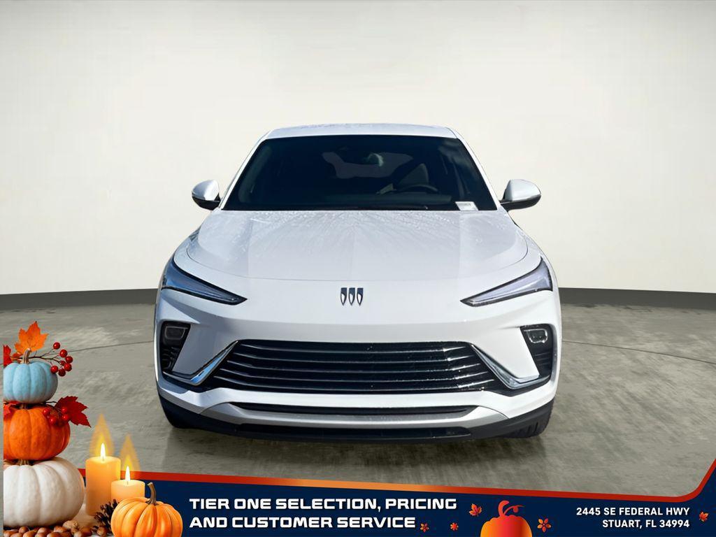 new 2025 Buick Envista car, priced at $24,130