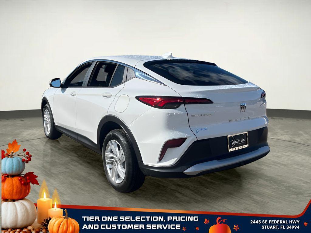 new 2025 Buick Envista car, priced at $24,130