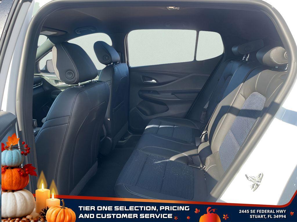 new 2025 Buick Envista car, priced at $24,130