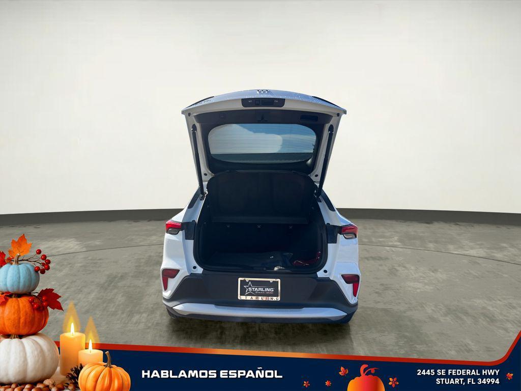 new 2025 Buick Envista car, priced at $24,130