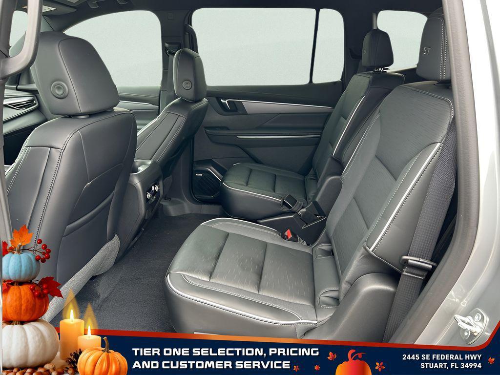 new 2025 Buick Enclave car, priced at $46,285